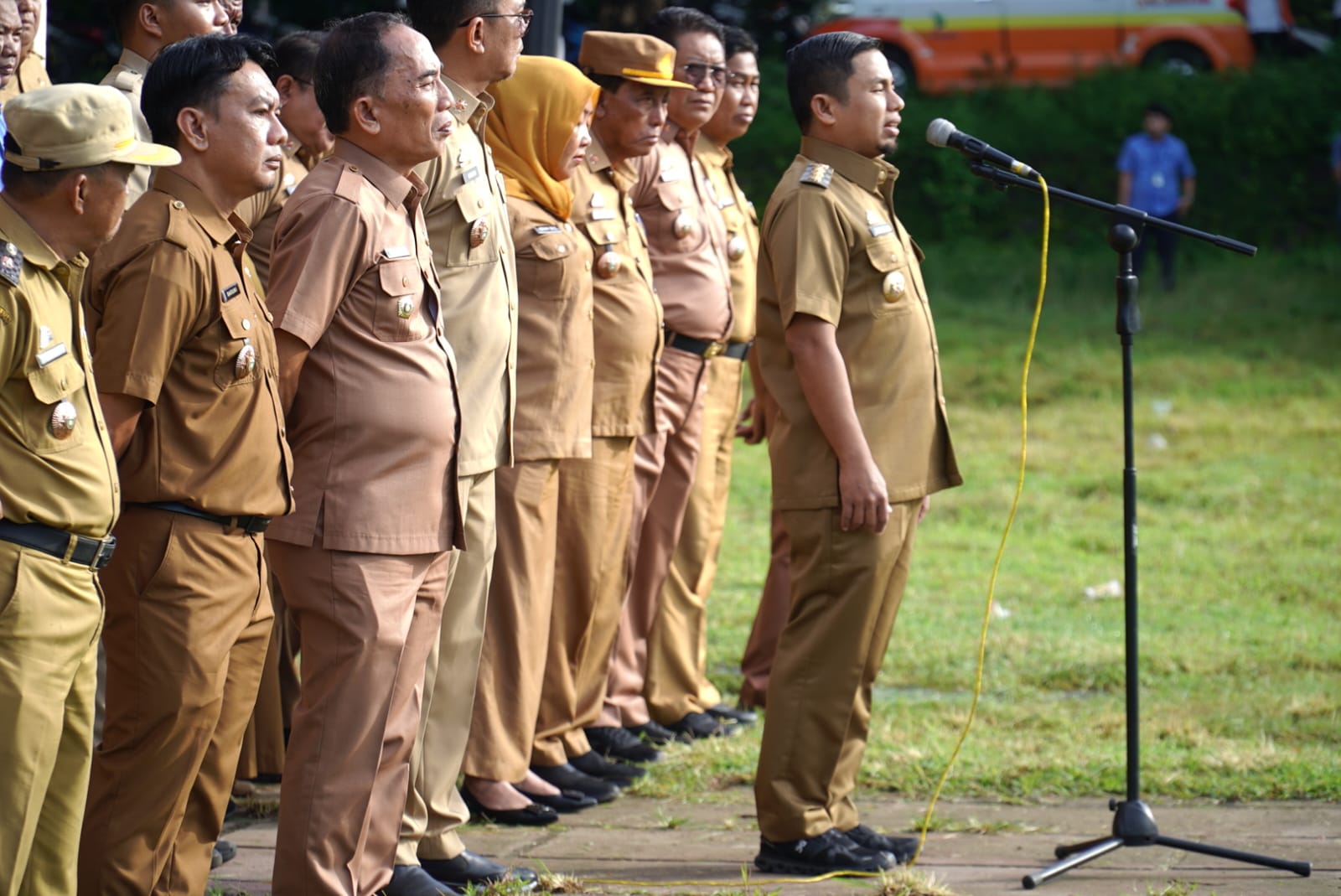 Wali Kota Tasming Hamid Pimpin Apel Bersama Pasca Libur Lebaran, Serukan Pentingnya Pelayanan Kedepankan 5S 